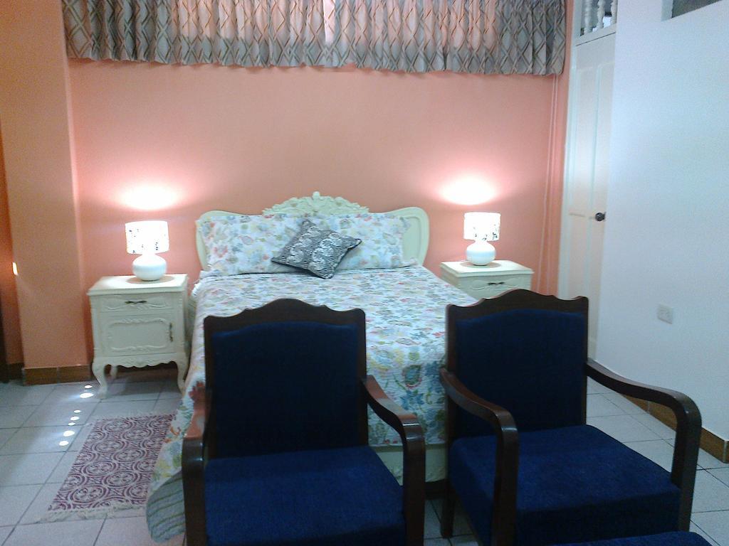 Strenua Santa Maria Suites Трухильо Стая снимка