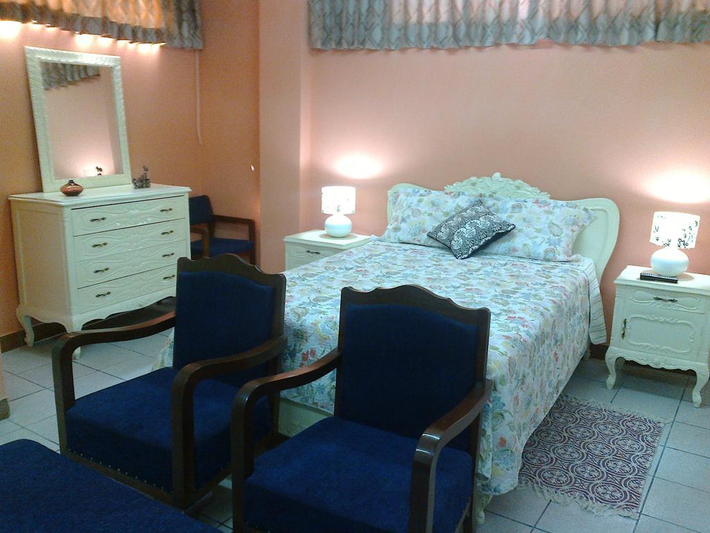 Strenua Santa Maria Suites Трухильо Екстериор снимка