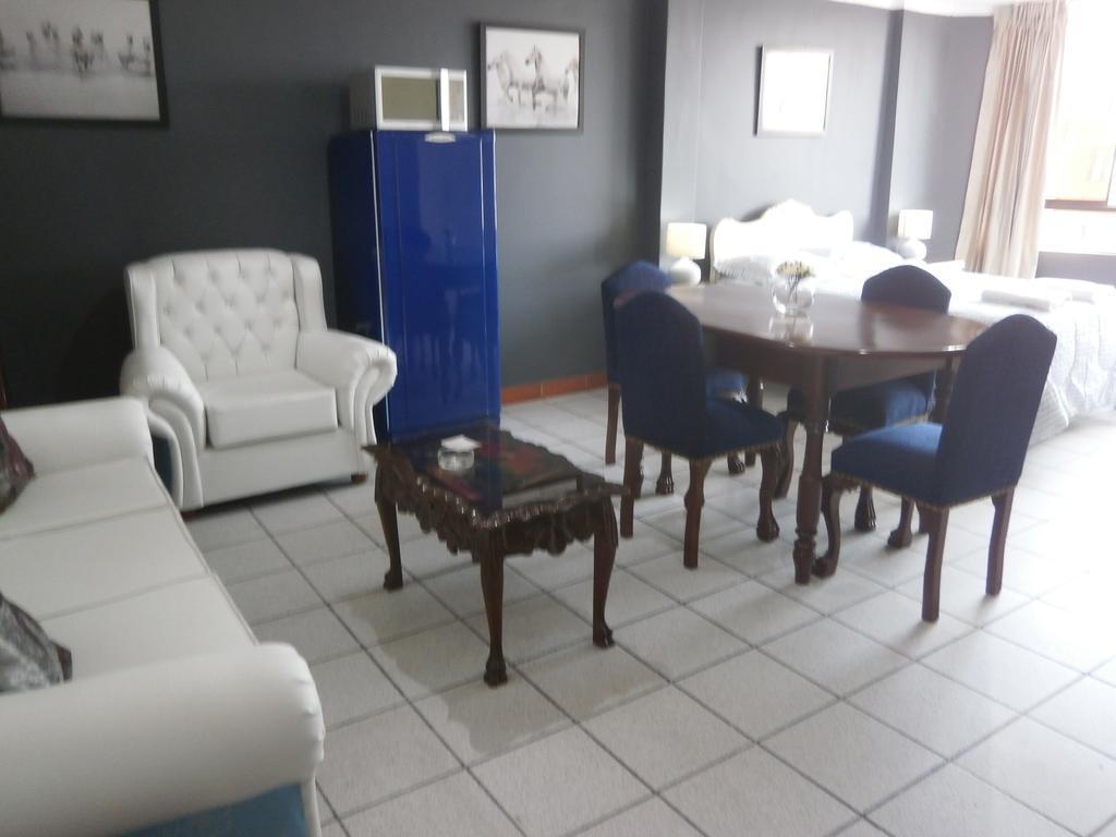 Strenua Santa Maria Suites Трухильо Екстериор снимка