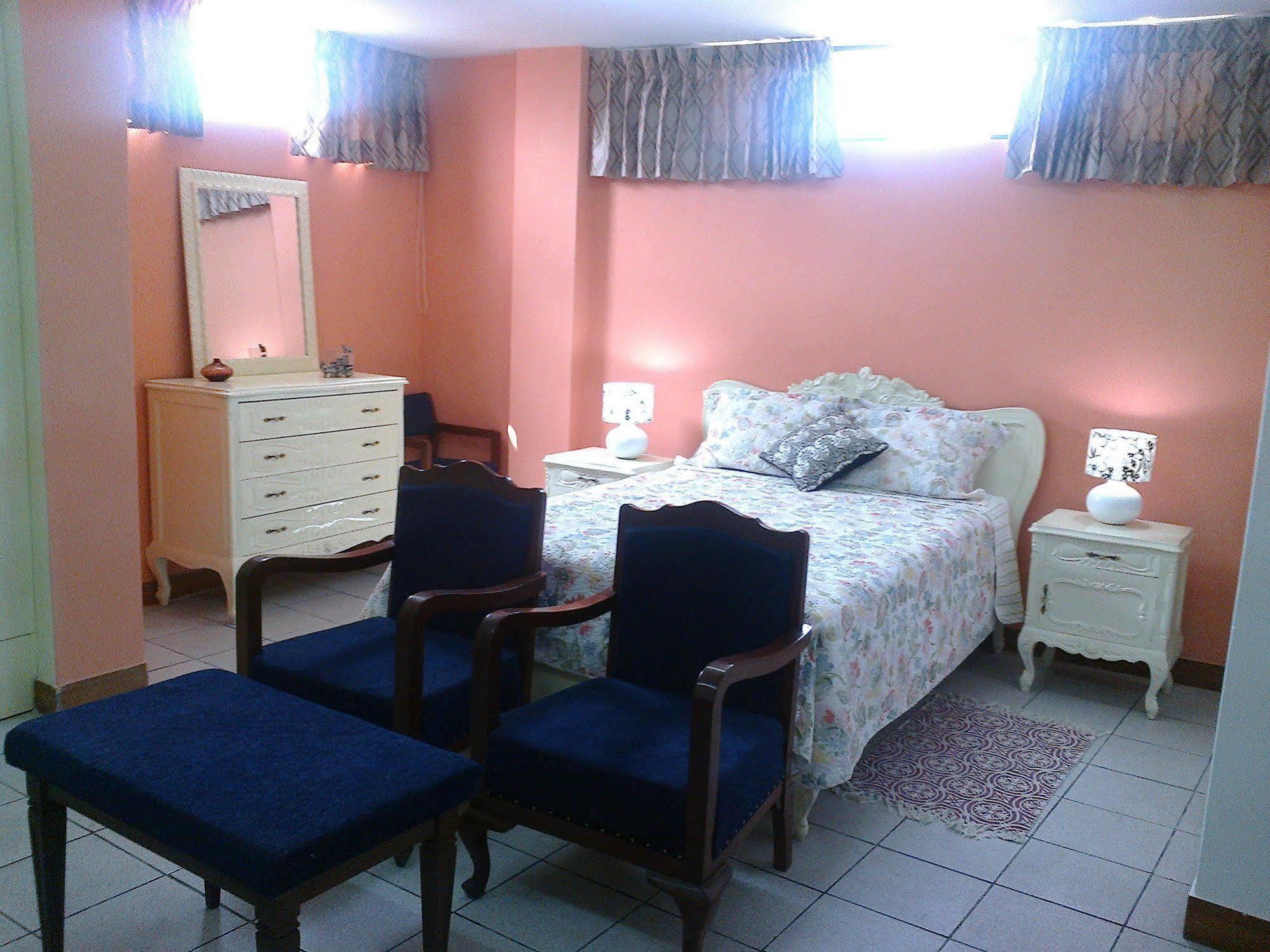 Strenua Santa Maria Suites Трухильо Екстериор снимка